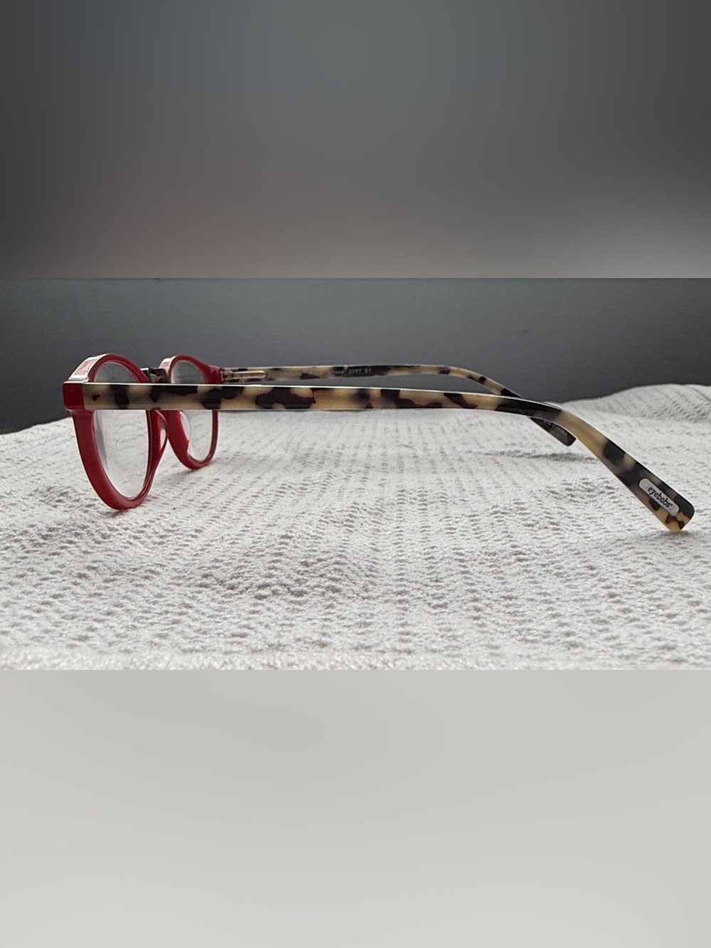 Eyebobs Readers - Red And Tortoise View 3